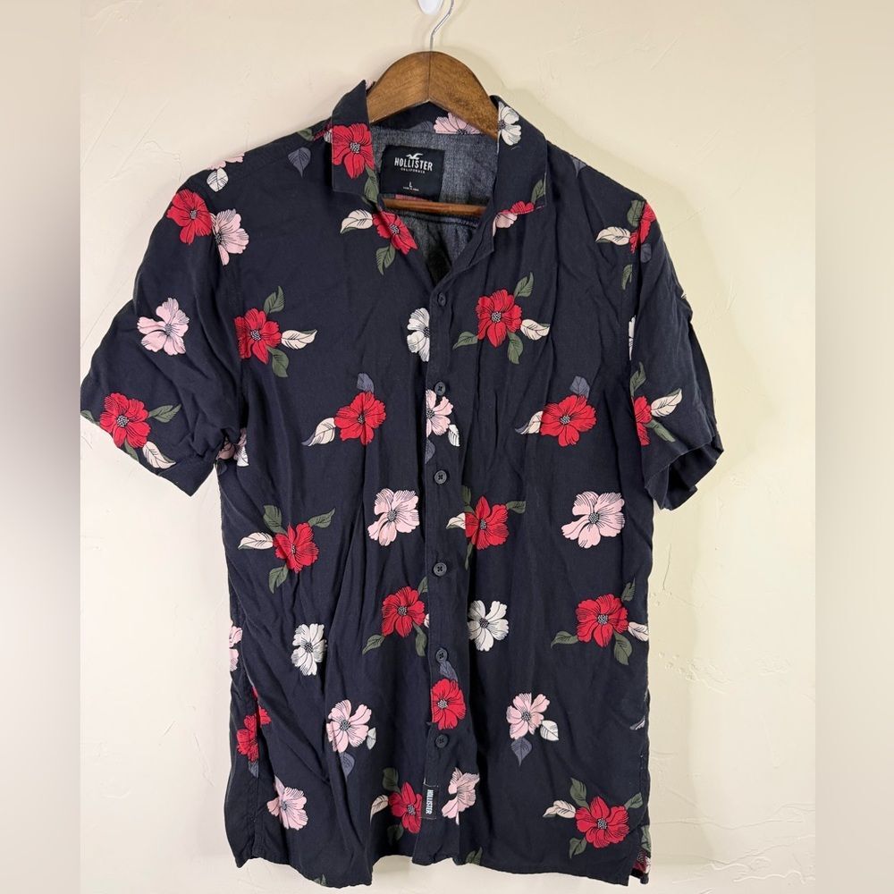 Hollister Hawaiian  Shirt - Dark with Red and Pink Floral